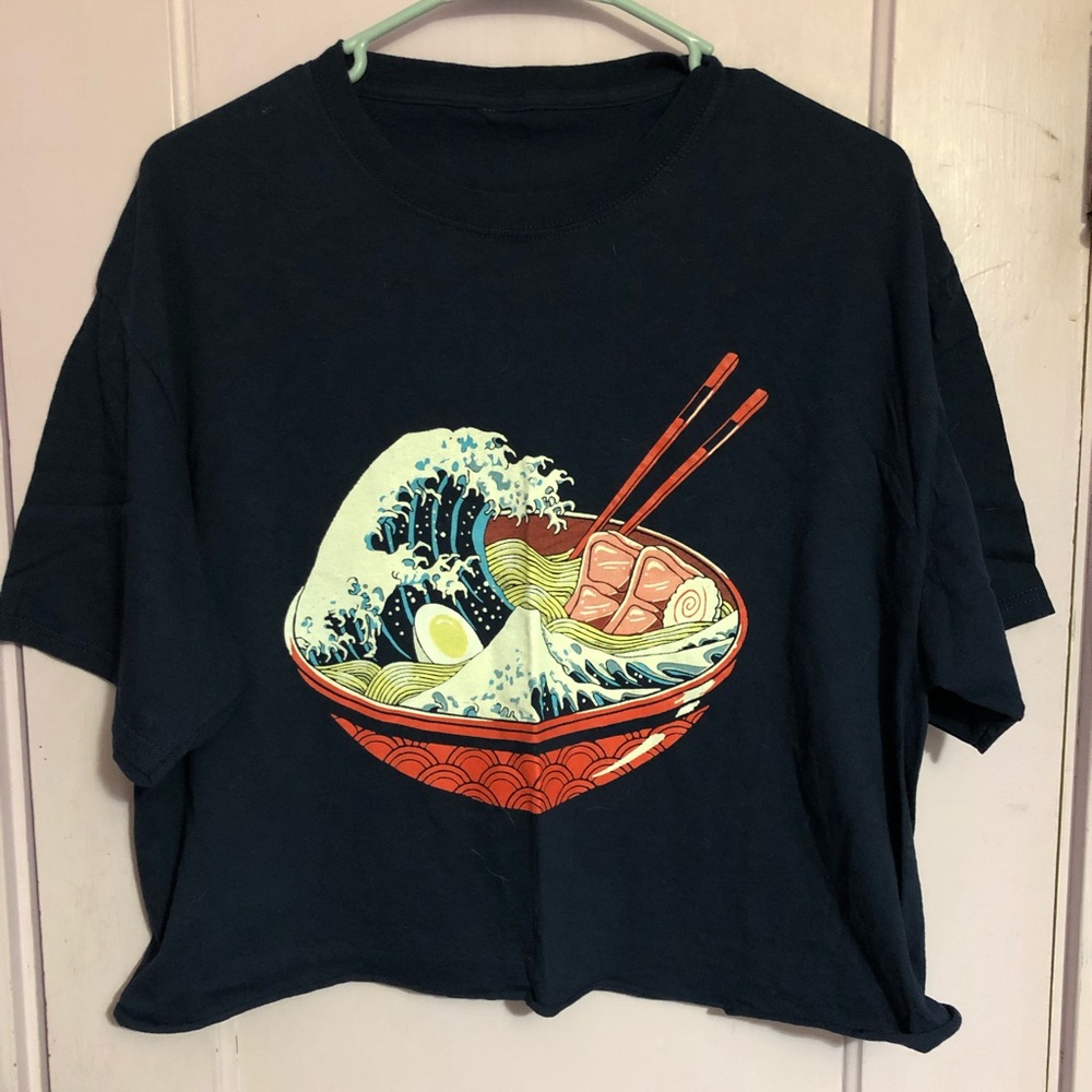 “The Great Wave” ramen bowl cropped shirt